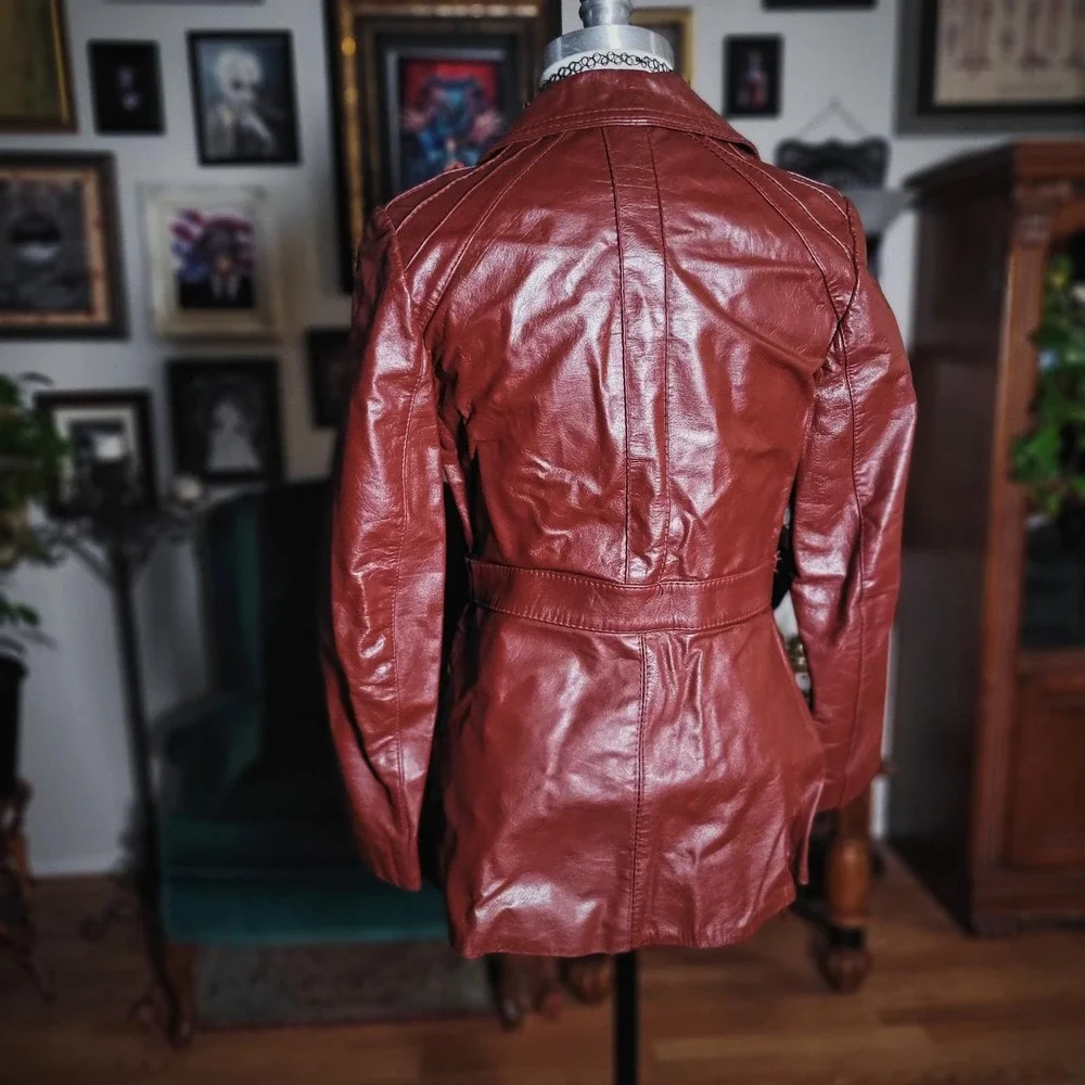 Burgundy Leather‎ Jacket Belted Womens Blazer Vintage 70s 9/10 Made in Argentina